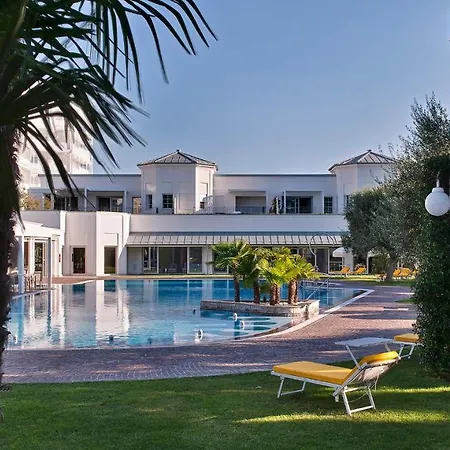 Tritone Luxury Thermae & 酒店