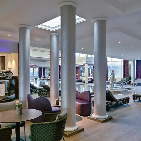 Отель Tritone Luxury Thermae & 5*