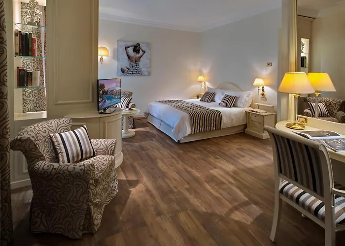 Tritone Luxury Thermae & Hotel