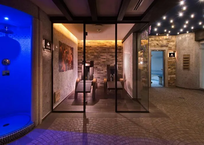 Hotel Tritone Luxury Thermae & 5*