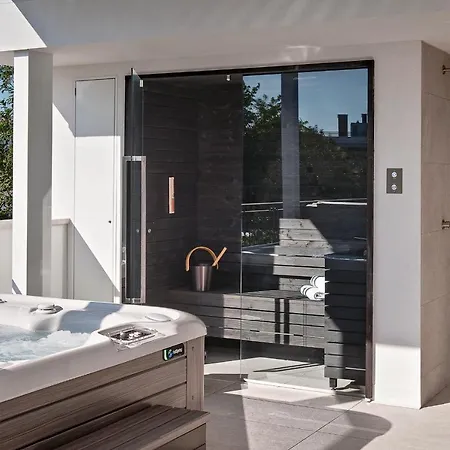 Tritone Luxury Thermae & Hotel